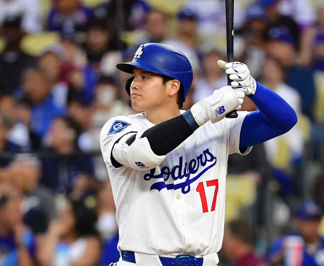 【朗報】大谷翔平(日米通算300本塁打)まもなく通算本塁打数で現役日本人選手2位に